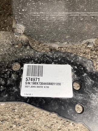 Image of John Deere X730 equipment image 3