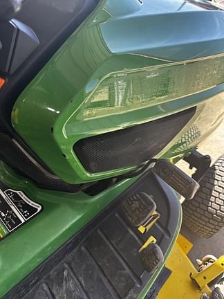 Image of John Deere X730 equipment image 4