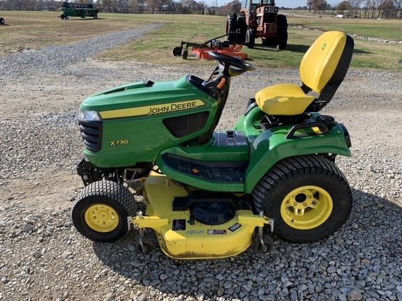Main image John Deere X730