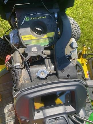 Image of John Deere X730 equipment image 4