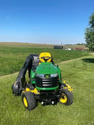 Image of John Deere X730 equipment image 1