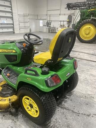 Image of John Deere X734 equipment image 3