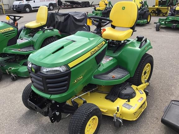 Image of John Deere X734 equipment image 1