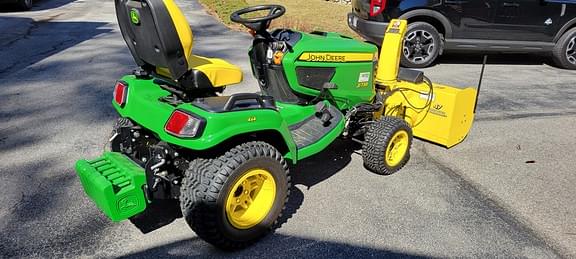 Image of John Deere X738 equipment image 2