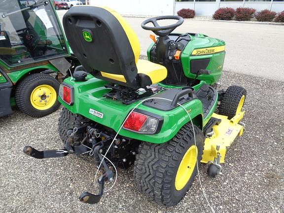Image of John Deere X738 equipment image 2