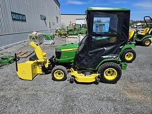 2021 John Deere X738 Image