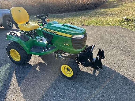 Image of John Deere X738 Primary image