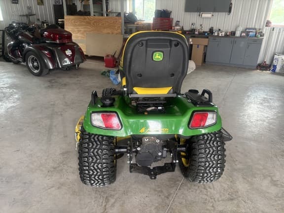 Image of John Deere X739 equipment image 3
