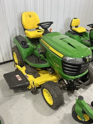 Image of John Deere X739 Image 1