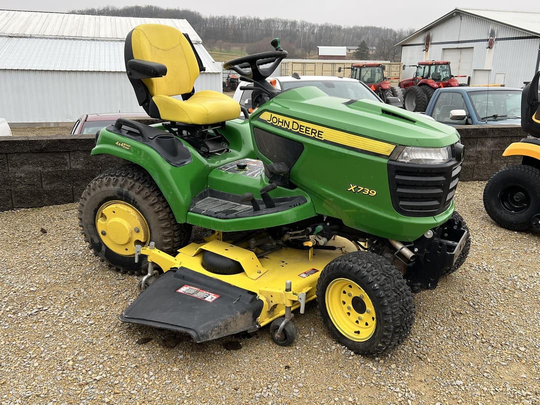 Image of John Deere X739 Primary image