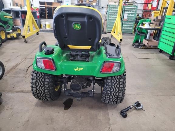 Image of John Deere X739 equipment image 3