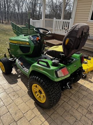 Image of John Deere X739 equipment image 1