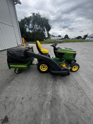 Image of John Deere X739 equipment image 4