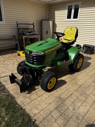 Image of John Deere X739 Primary image