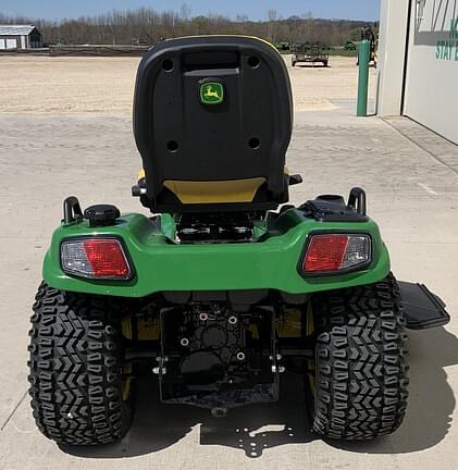 Image of John Deere X739 equipment image 3