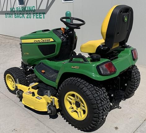 Image of John Deere X739 equipment image 4