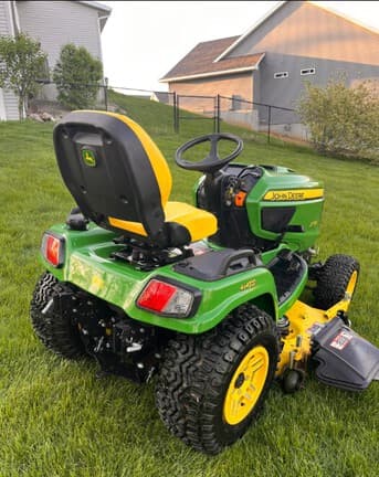 Image of John Deere X739 equipment image 2
