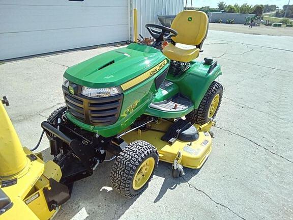 Image of John Deere X739 Primary image