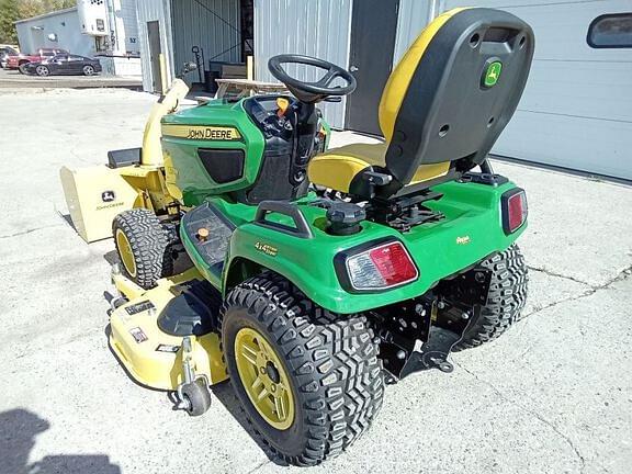 Image of John Deere X739 equipment image 2