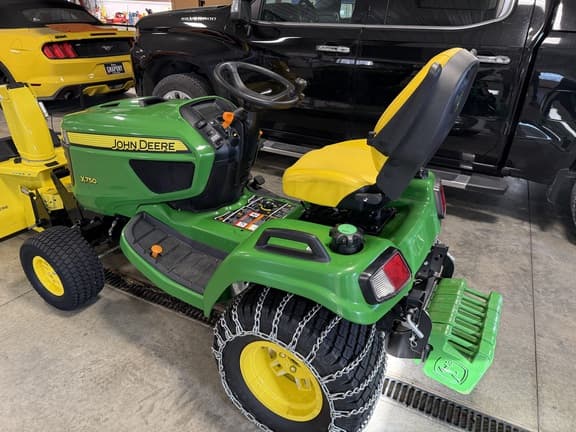 Image of John Deere X750 equipment image 2