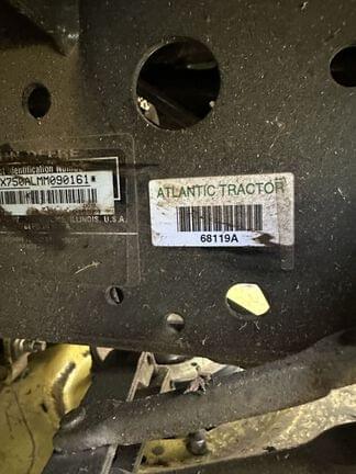 Image of John Deere X750 equipment image 4