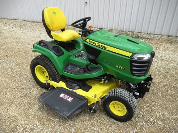 Image of John Deere X750 Primary image