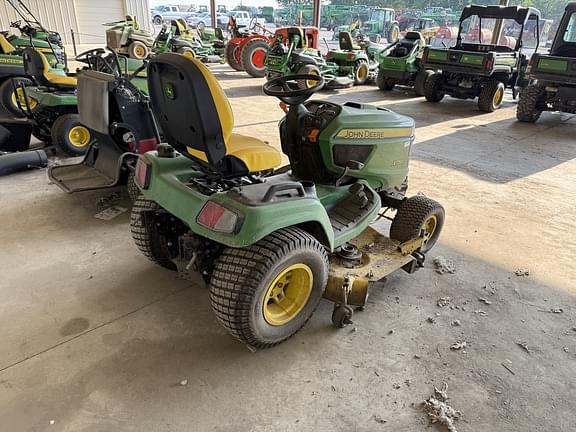 Image of John Deere X750 equipment image 3