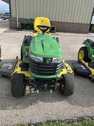 Image of John Deere X750 equipment image 3