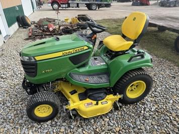 Main image John Deere X750