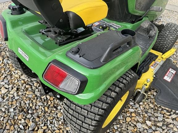 Image of John Deere X750 equipment image 4