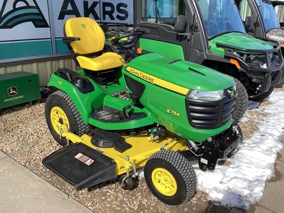 2021 John Deere X754 Equipment Image0
