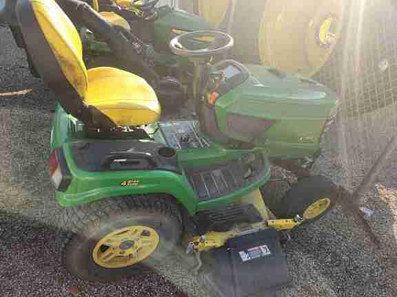 Image of John Deere X754 equipment image 2