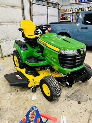 Main image John Deere X754