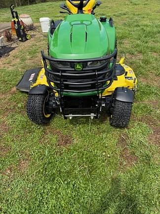 Image of John Deere X758 equipment image 2
