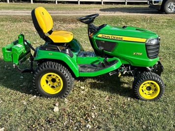 Main image John Deere X758