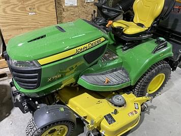 Main image John Deere X758