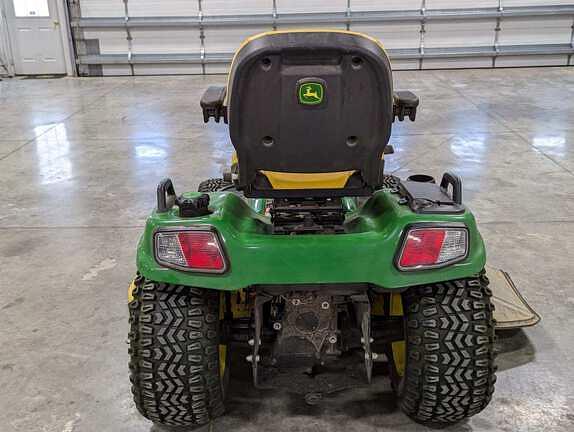 Image of John Deere X758 equipment image 3