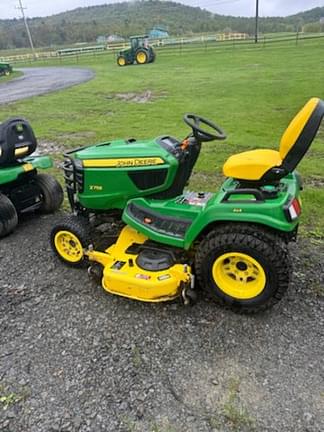 Image of John Deere X758 equipment image 1