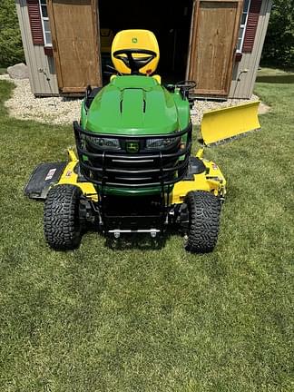 Image of John Deere X758 Image 1