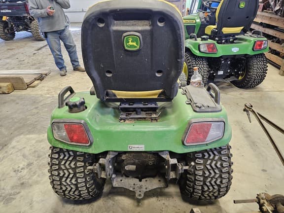 Image of John Deere X758 equipment image 1