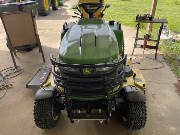 Image of John Deere X758 equipment image 1