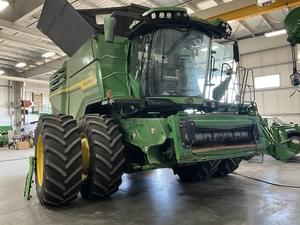 2021 John Deere X9 1000 Image