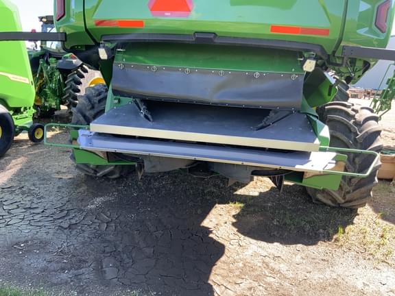 Image of John Deere X9 1000 equipment image 2