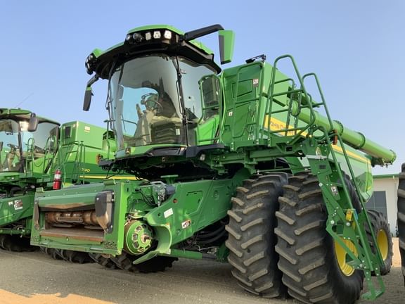 Main image John Deere X9 1000