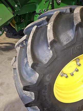 Image of John Deere X9 1100 equipment image 3