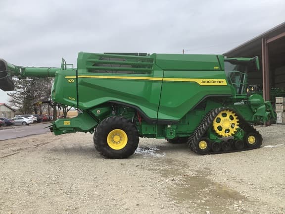 Image of John Deere X9 1100 equipment image 3
