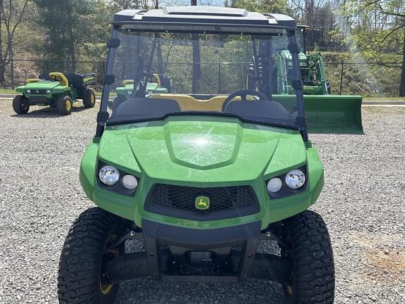 Image of John Deere XUV 560E equipment image 2