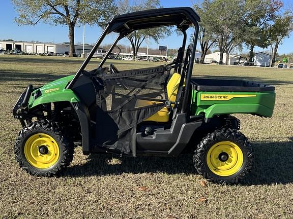 Image of John Deere XUV 560E equipment image 1