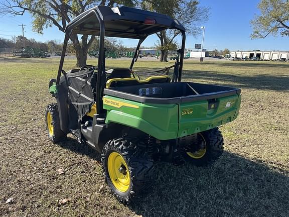 Image of John Deere XUV 560E equipment image 2