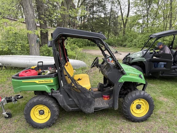 Image of John Deere XUV 560E equipment image 1